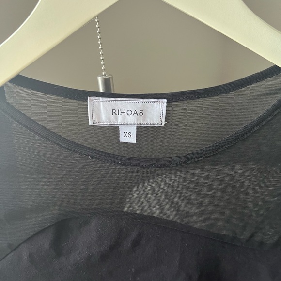 Elegant Black Sheer Top - Picture 3 of 5
